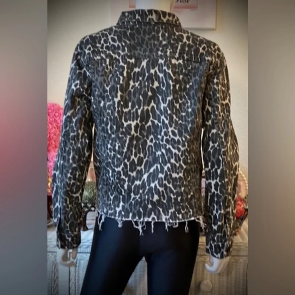 MOTHER Leopard Print Jean Jacket - Picture 7 of 13